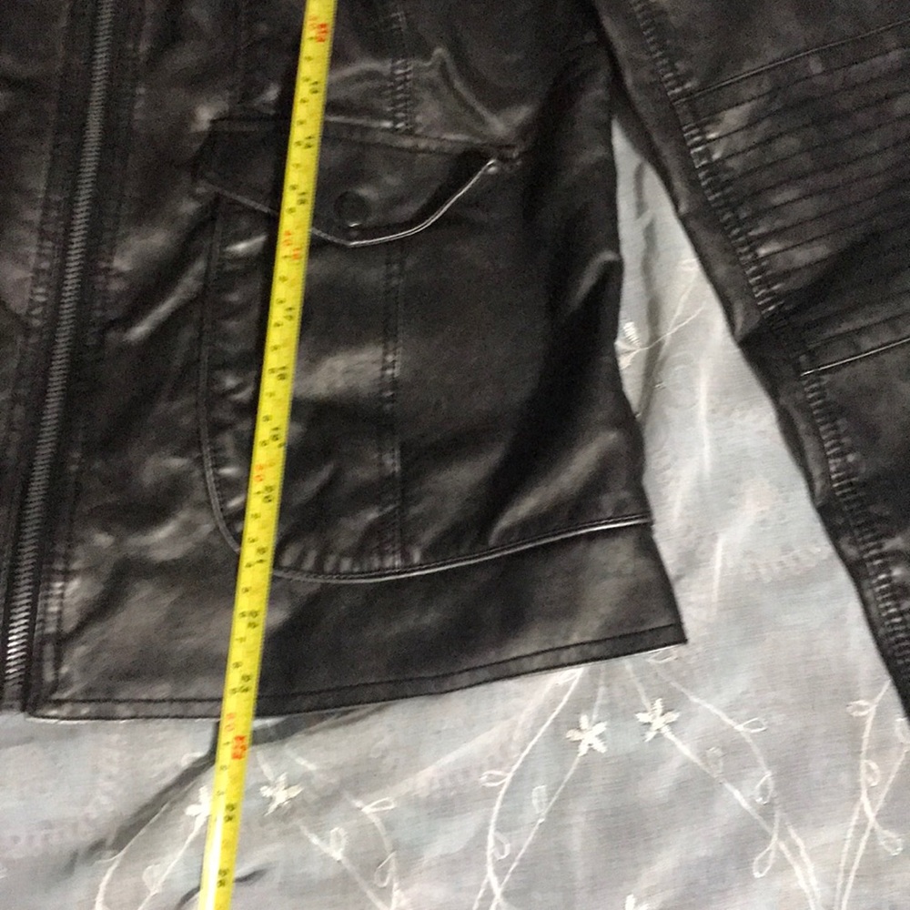 Motto Jacket - Picture 7 of 8